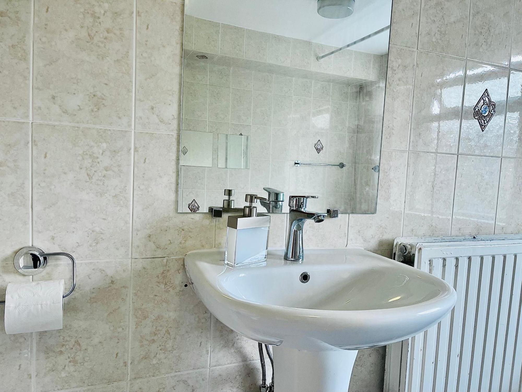 2 Bedroom Flat In Central London Ngoại thất bức ảnh